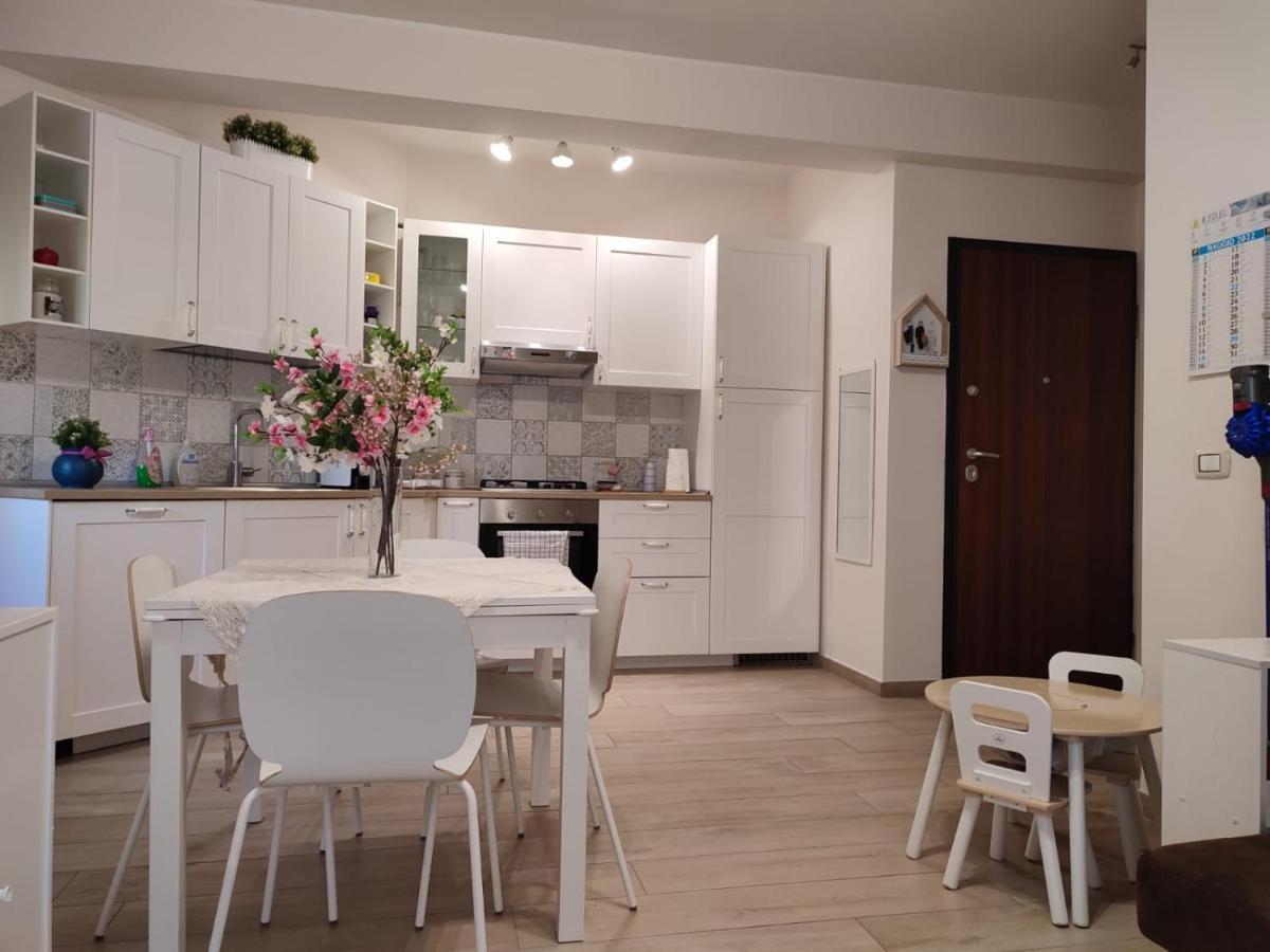 Appartamento Incantevole Con Parcheggio E Giardino Catánia Buitenkant foto